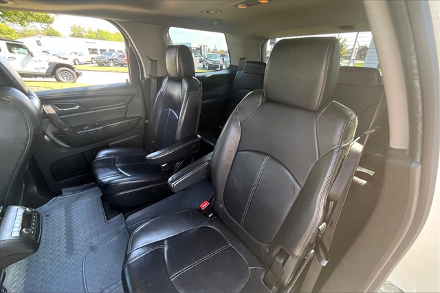 2015 Gmc Acadia SLT photo 19