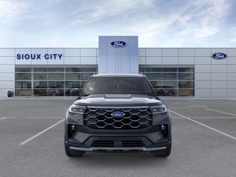 2025 Ford Explorer Platinum photo 5