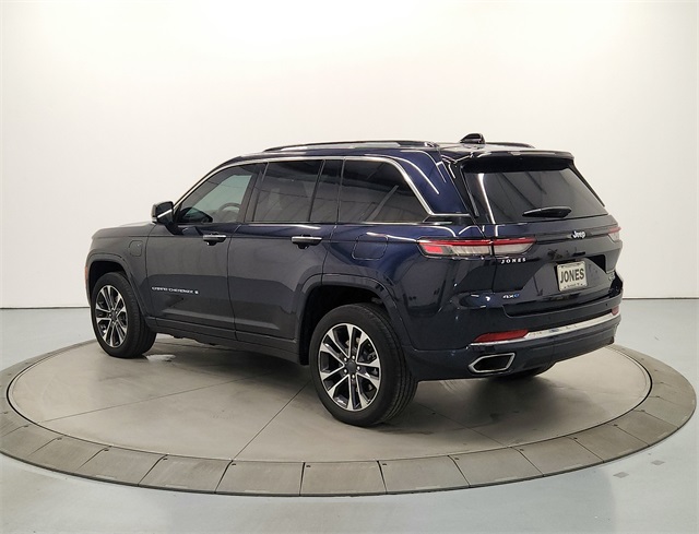 2023 Jeep Grand Cherokee Overland 4xe photo 2