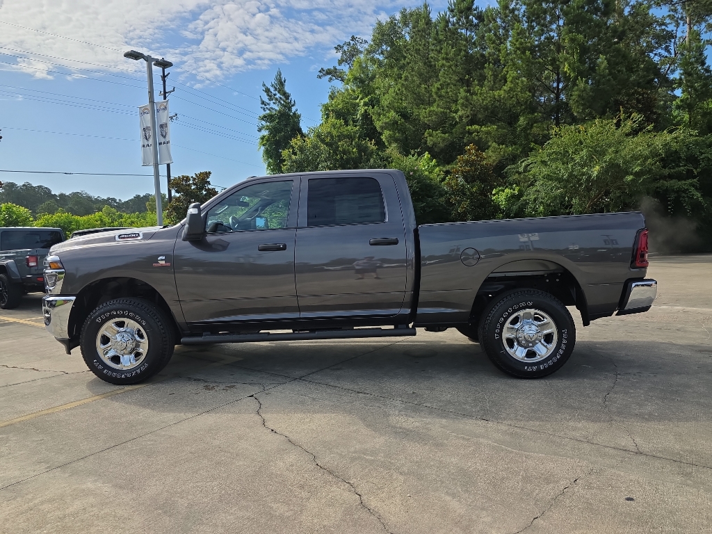 2025 Ram 2500 Tradesman photo 4