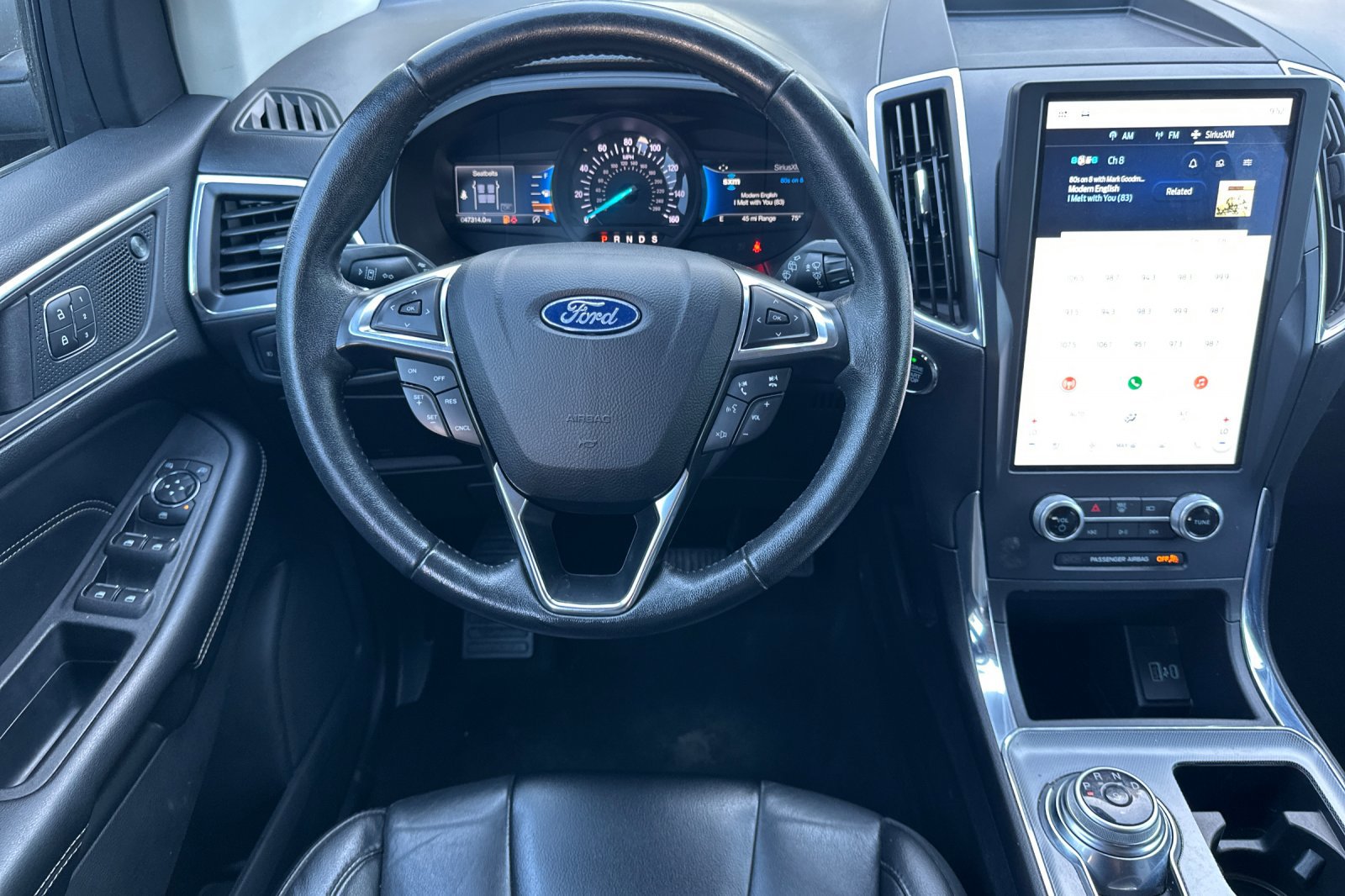 2022 Ford Edge Titanium photo 13