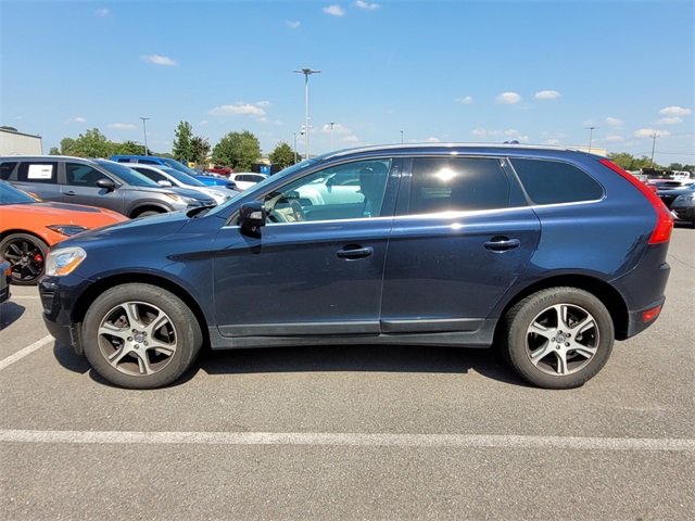 2013 Volvo XC60 T6 Platinum photo 2