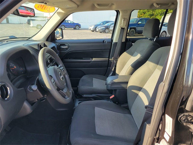 2016 Jeep Patriot Sport photo 14