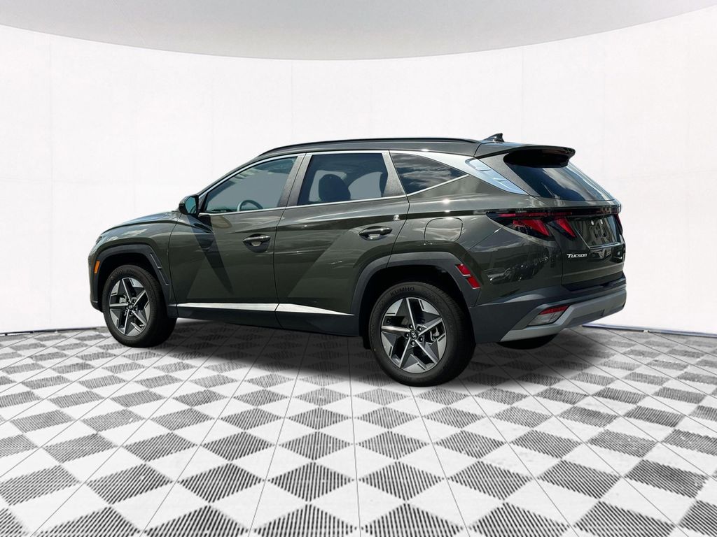 2025 Hyundai Tucson SEL photo 3