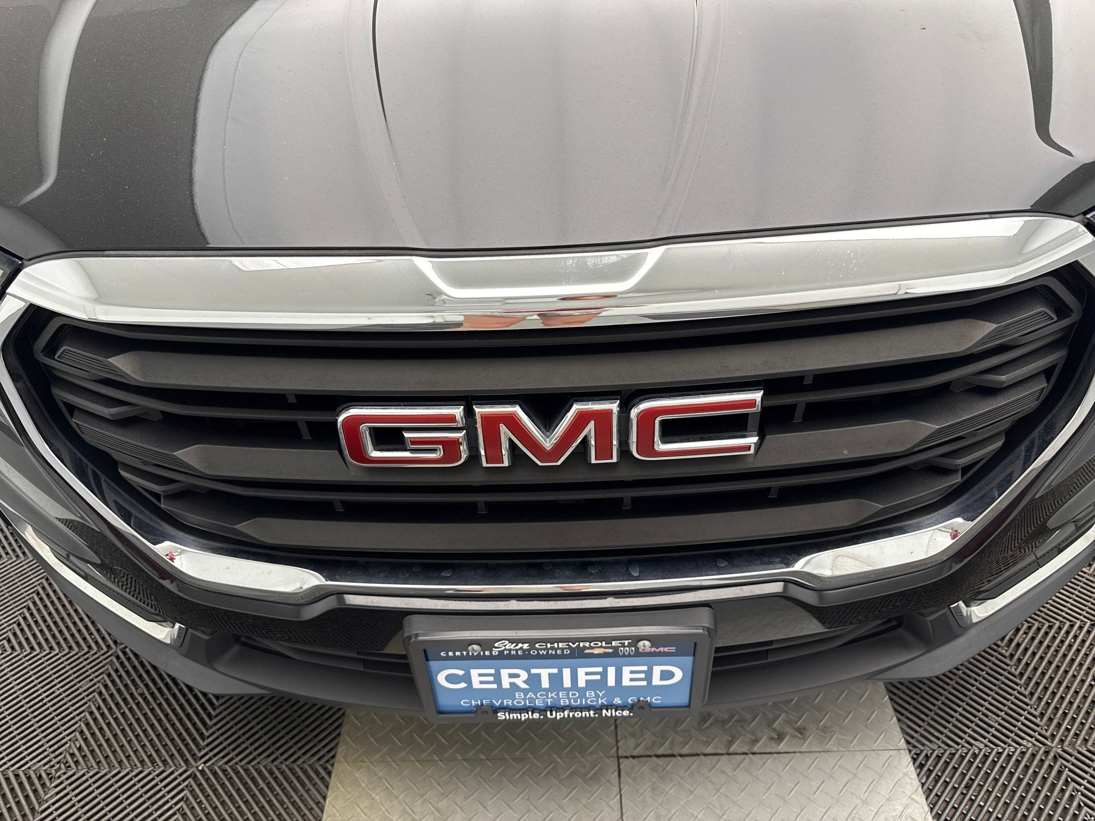 2022 Gmc Terrain SLE photo 27