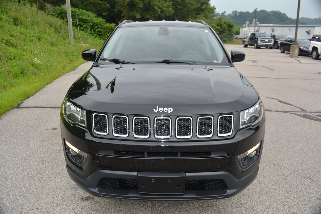 Used 2018 Jeep Compass Latitude with VIN 3C4NJDBB0JT259052 for sale in Wellsburg, WV