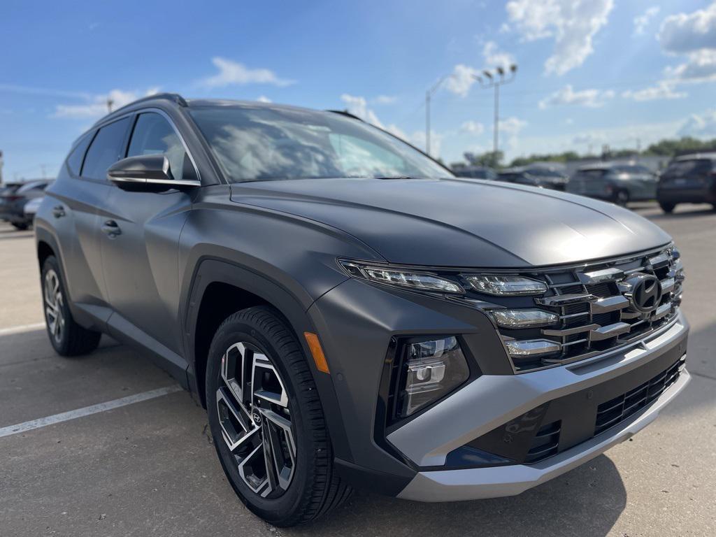 2025 Hyundai Tucson Limited photo 4