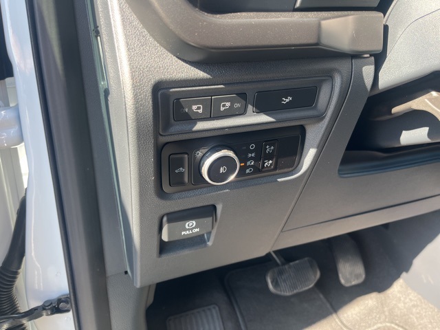 2024 Ford F-150 XLT photo 7