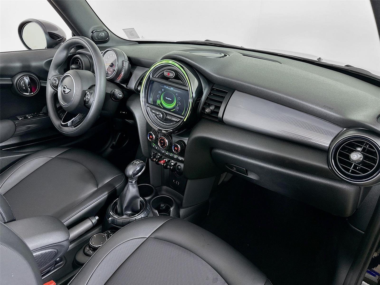 2017 Mini Cooper Convertible photo 29