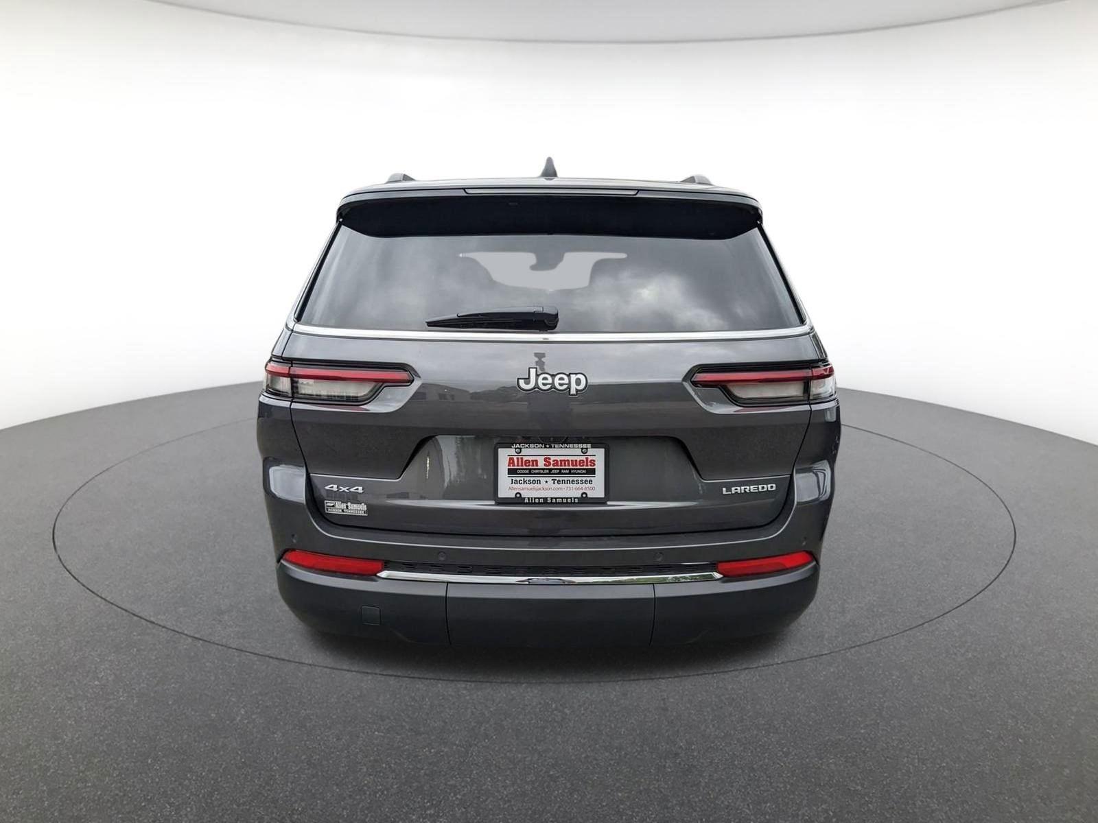 2025 Jeep Grand Cherokee Laredo X photo 4