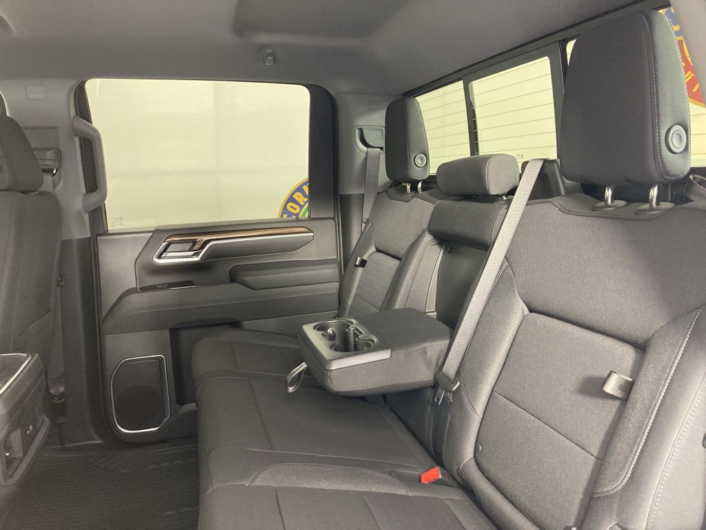 2026 Chevrolet Silverado 2500HD LT photo 15