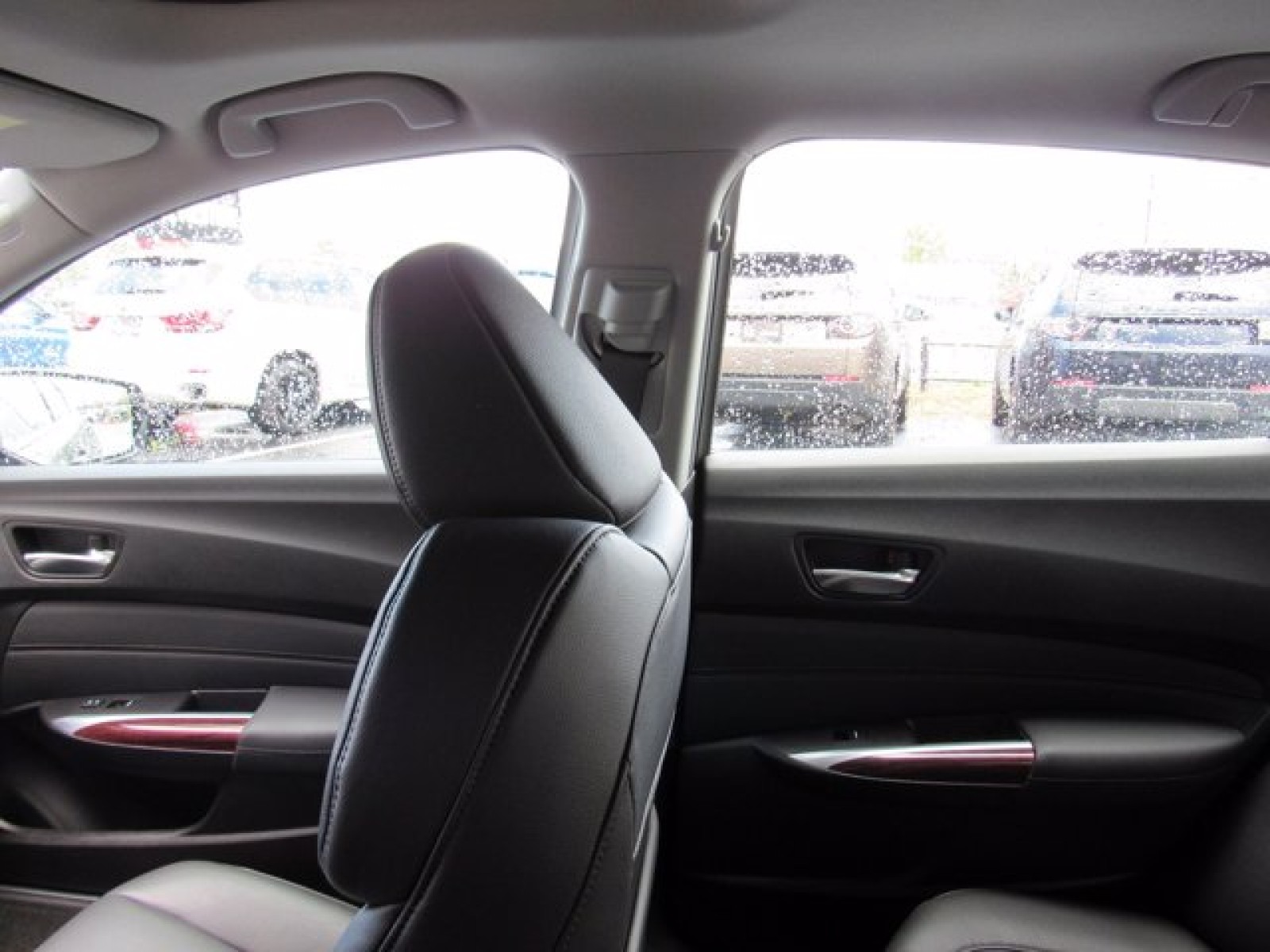 2017 Acura TLX Base photo 12