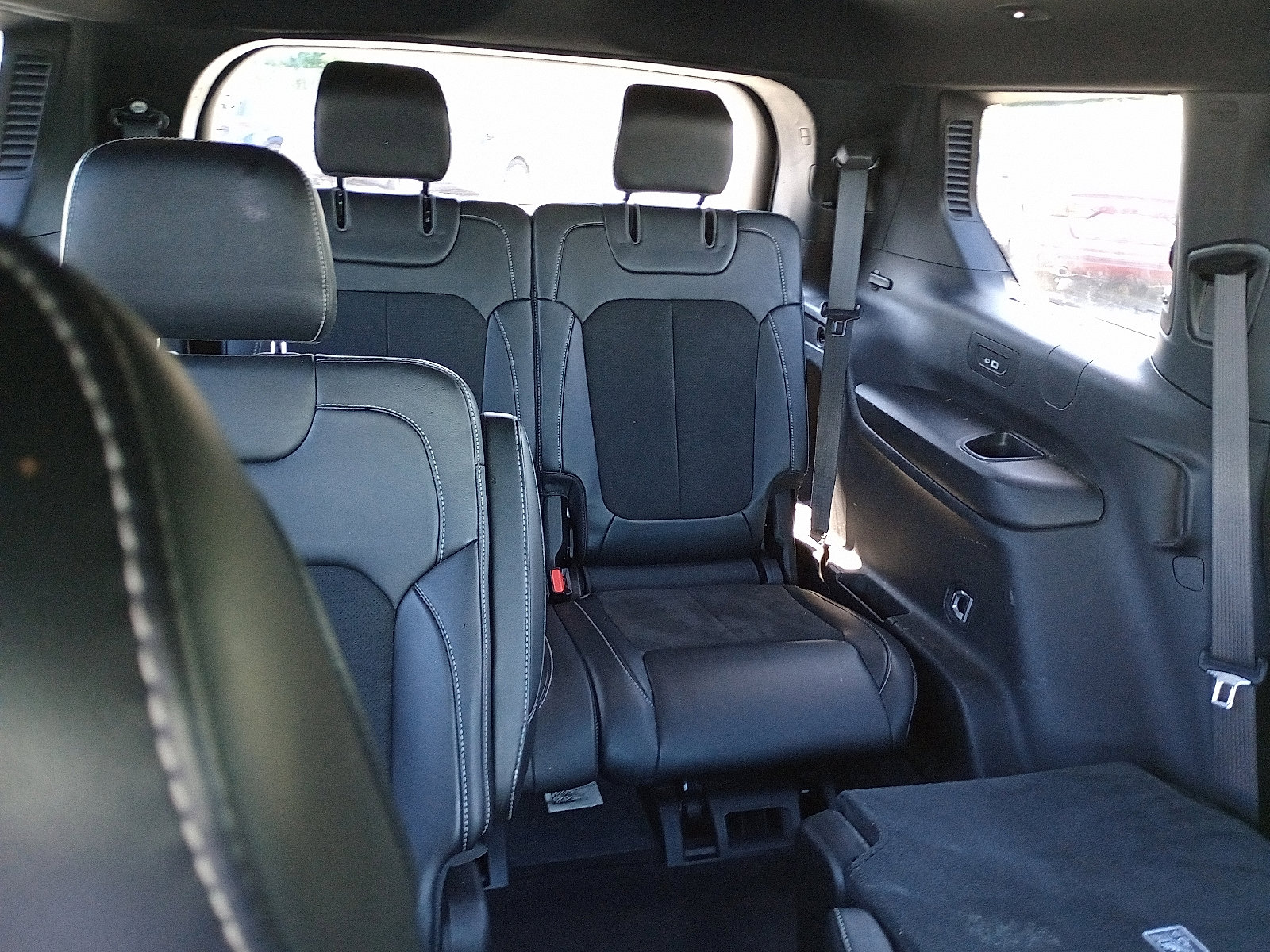 2022 Jeep Grand Cherokee Altitude photo 7