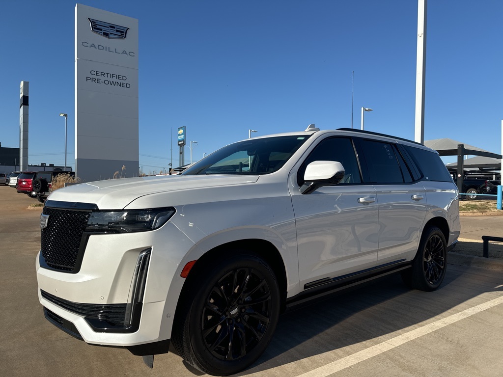 2024 Cadillac Escalade Sport's photo