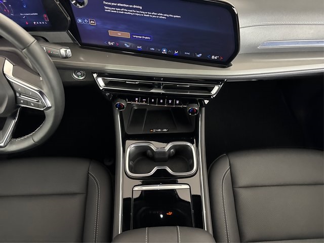 2024 Chevrolet Traverse photo 20