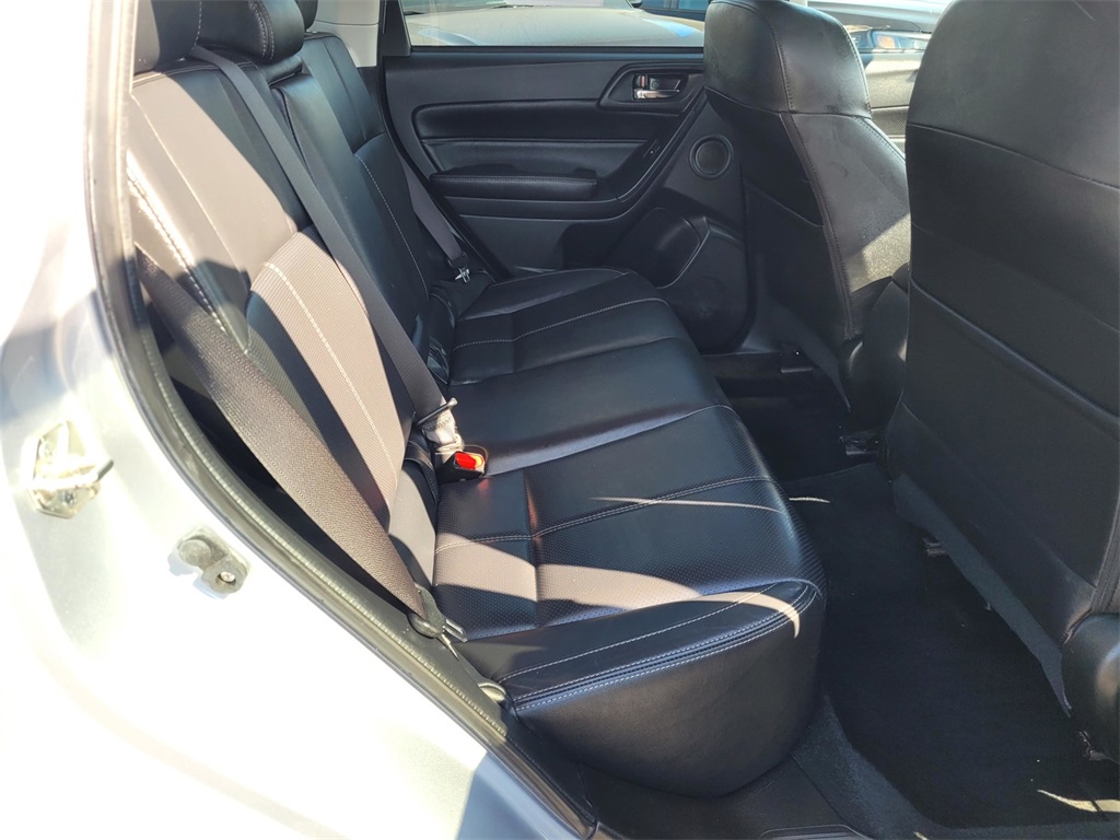 2017 Subaru Forester 2.5i Touring photo 16