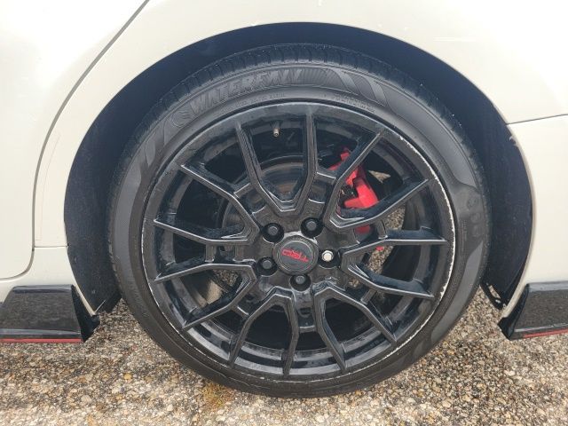 2021 Toyota Camry TRD V6 photo 21
