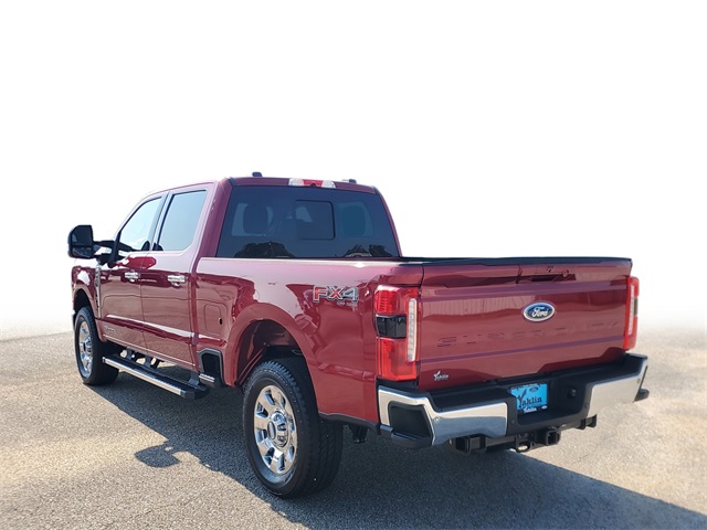 2025 Ford F-250 Lariat photo 3