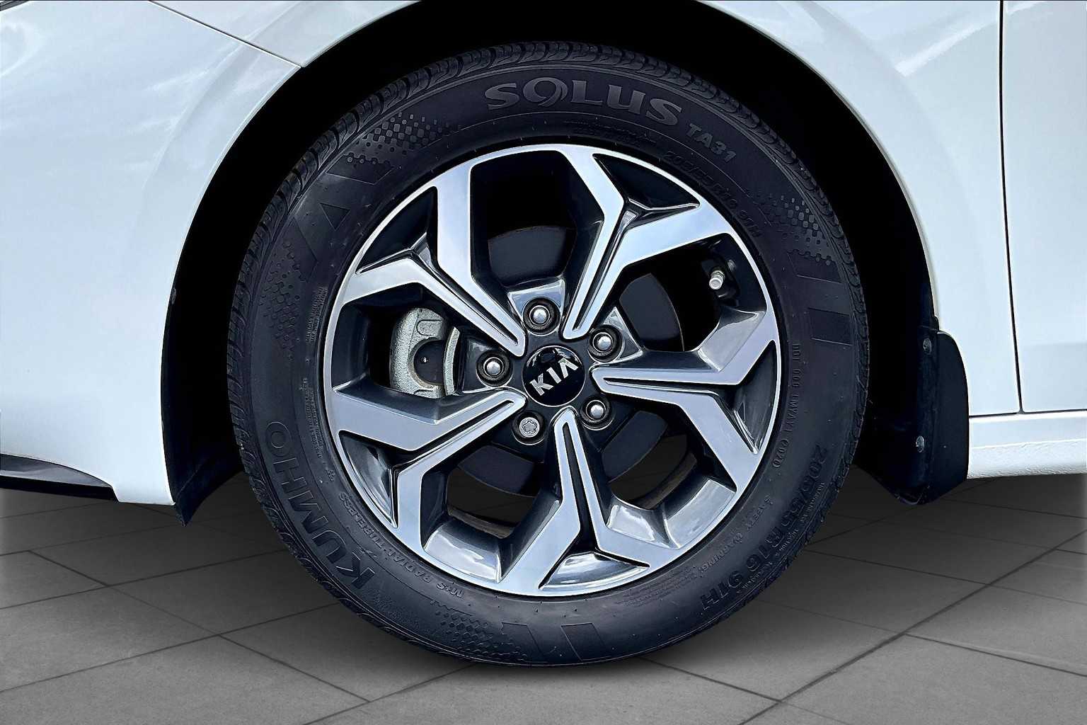 2021 Kia Forte LXS photo 10