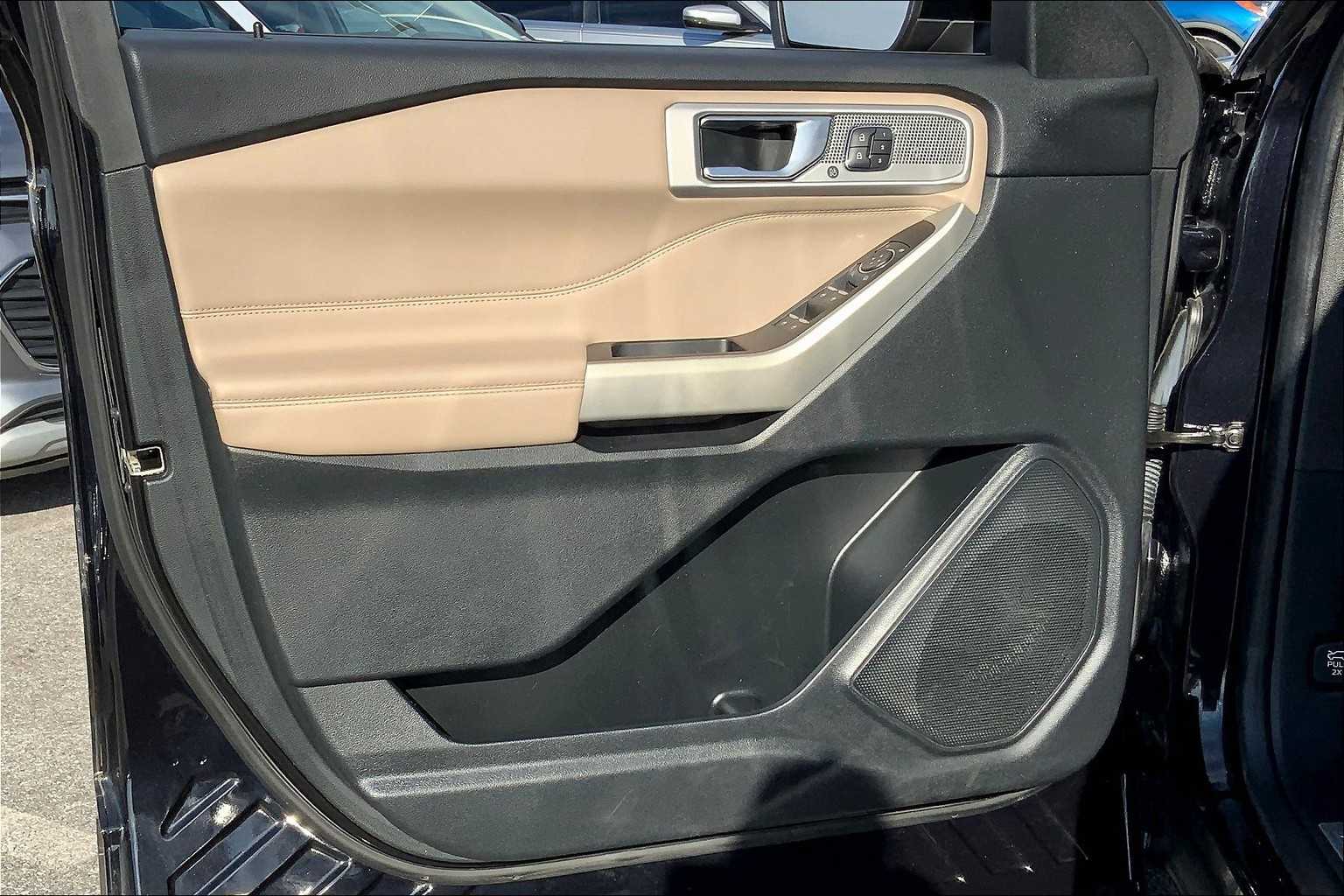 2021 Ford Explorer Limited photo 21