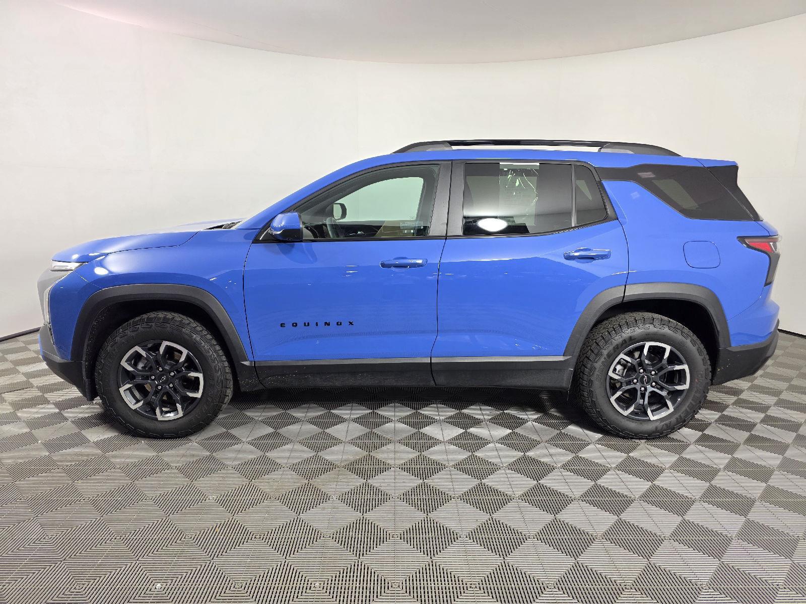 2025 Chevrolet Equinox ACTIV photo 2