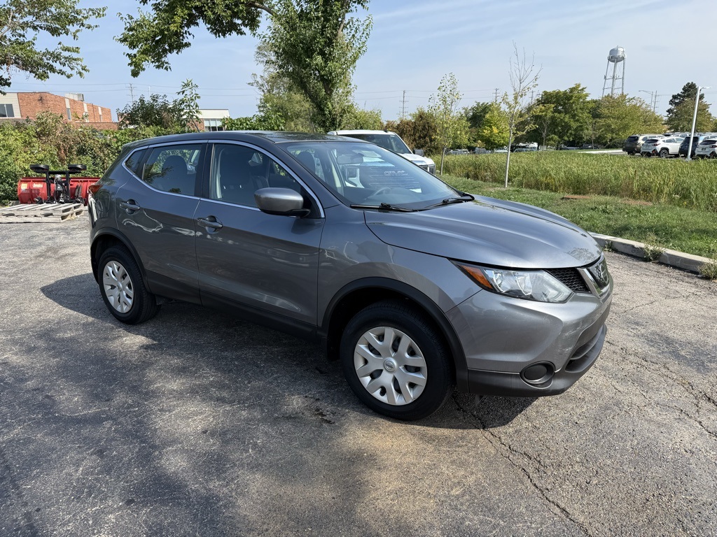 2018 Nissan Rogue Sport S photo 21