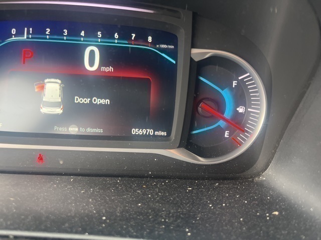 2022 Honda Pilot Special Edition photo 2