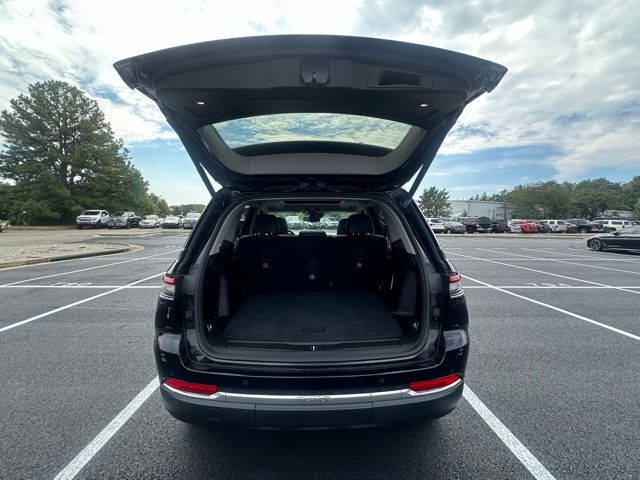 2023 Jeep Cherokee 4xe photo 10