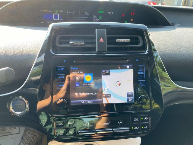 2017 Toyota Prius Prime Plus photo 12