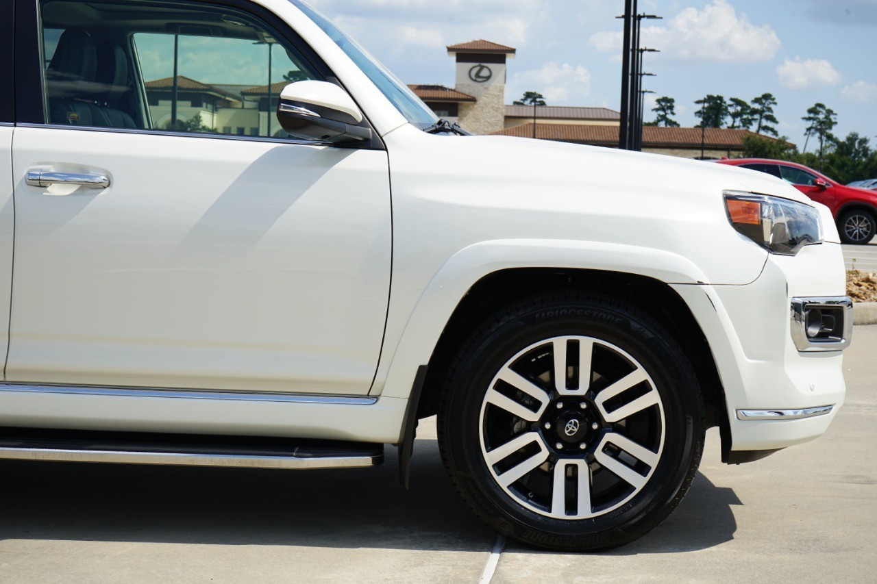 2019 Toyota 4Runner Limited photo 9