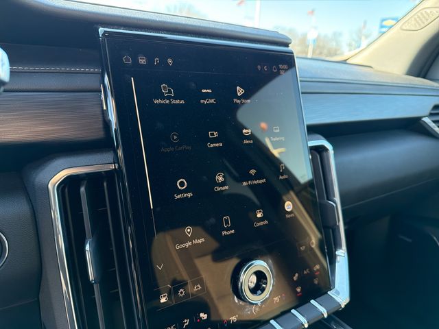 2025 GMC ACADIA - Image 13