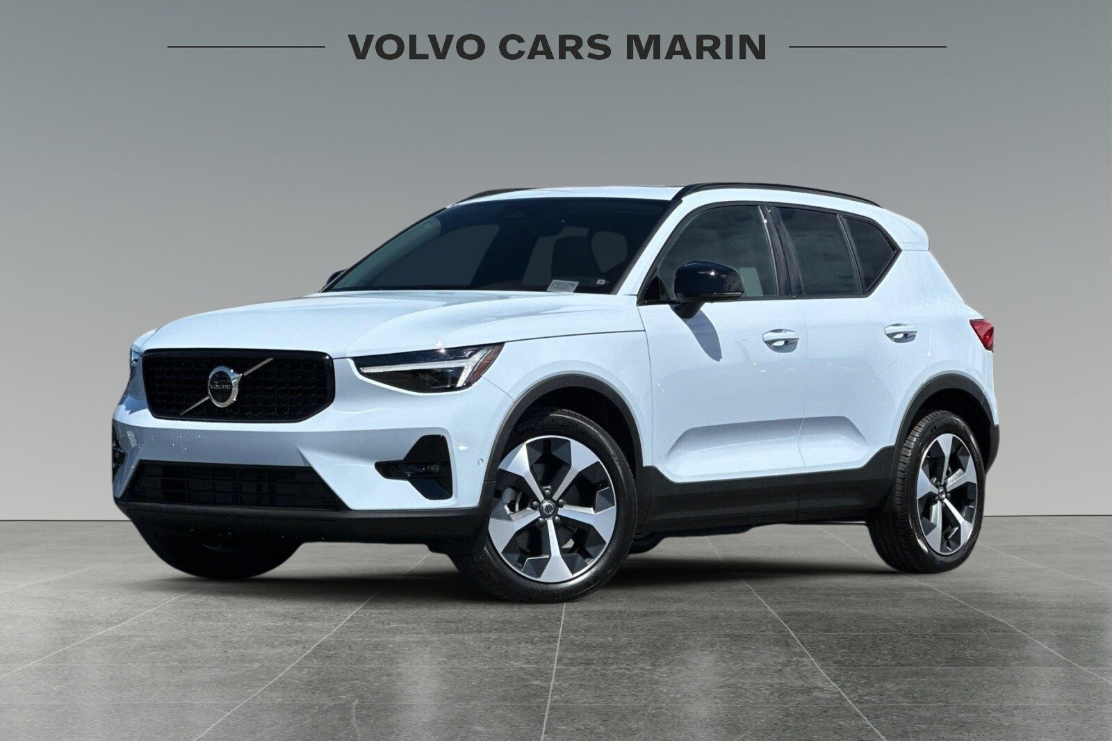 2026 Volvo XC40 Plus's photo
