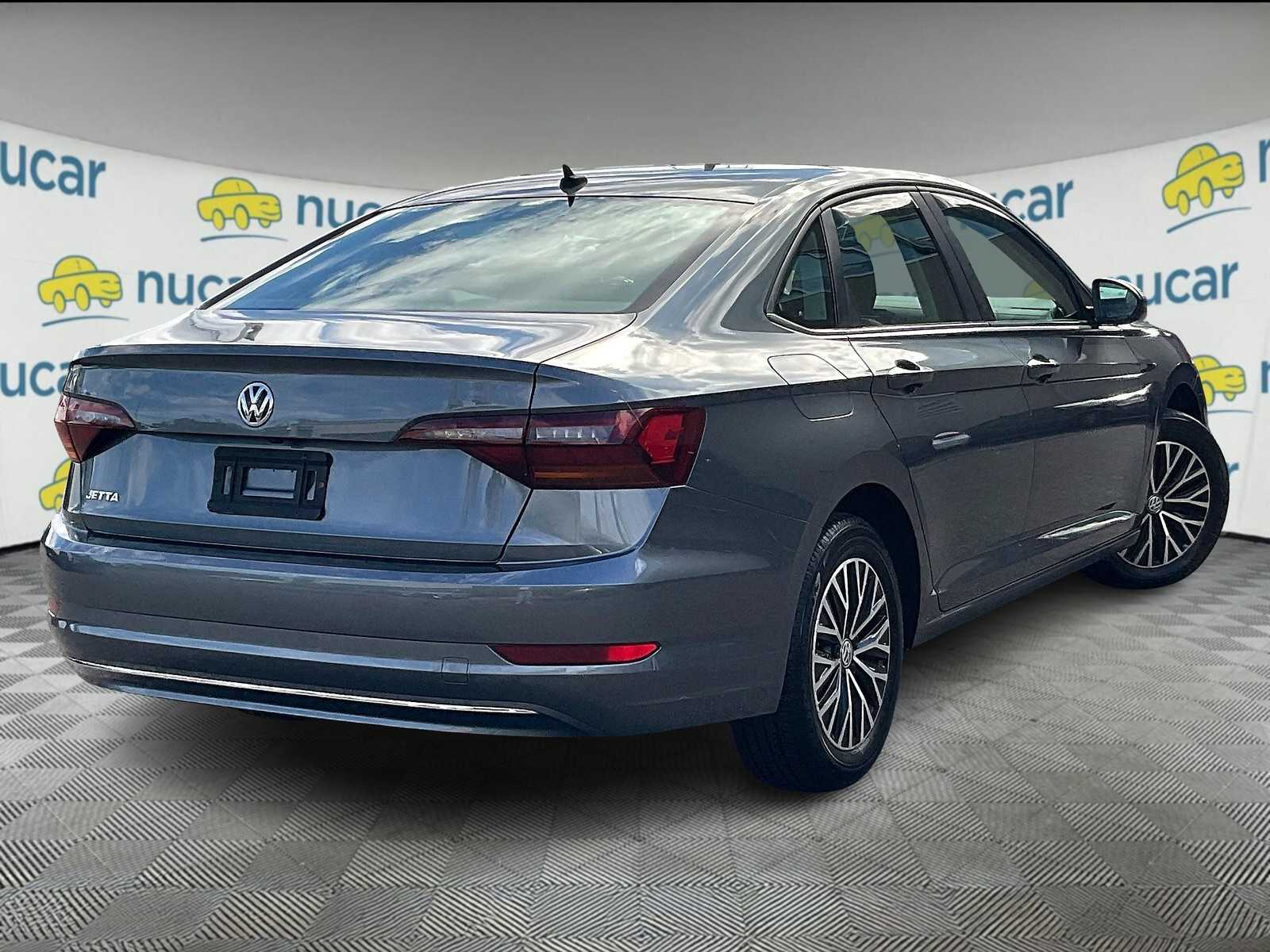 2019 Volkswagen Jetta SE photo 4