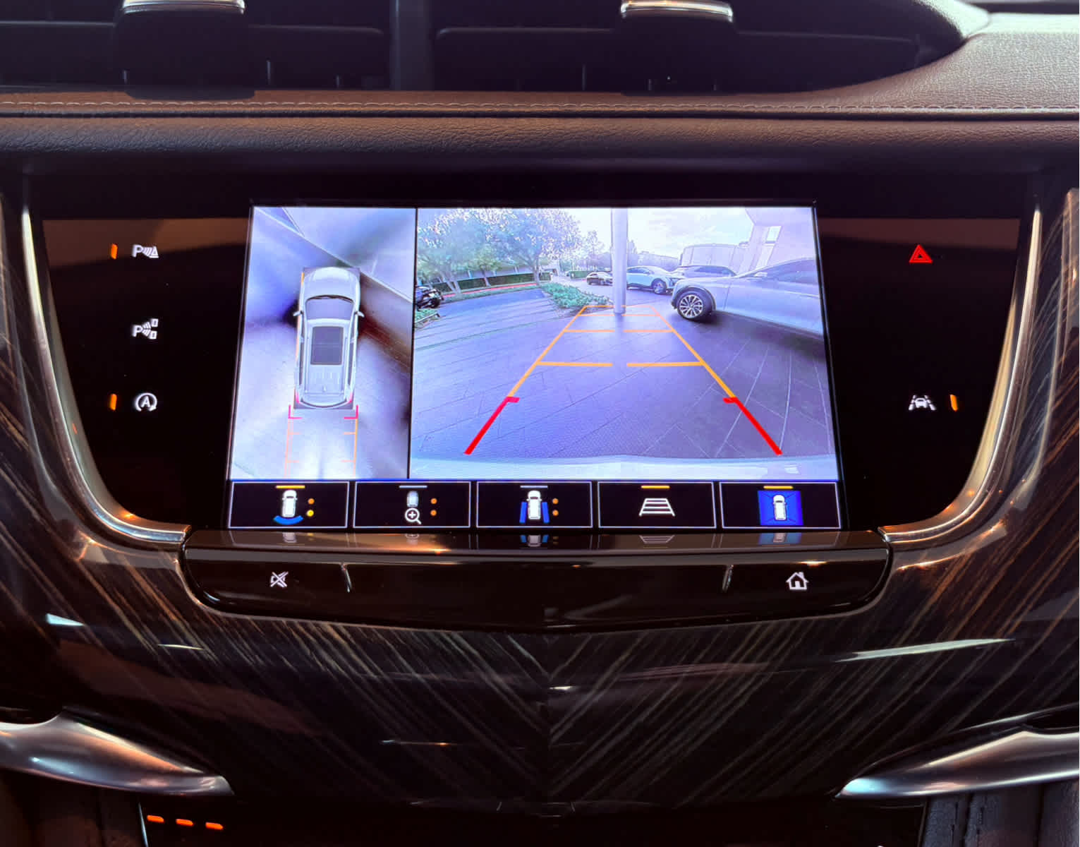 2023 Cadillac XT6 Premium Luxury photo 9