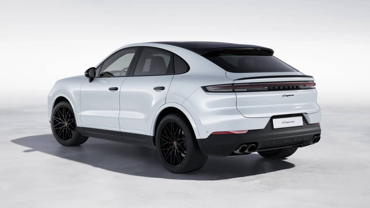 2026 Porsche Cayenne Coupe photo 3