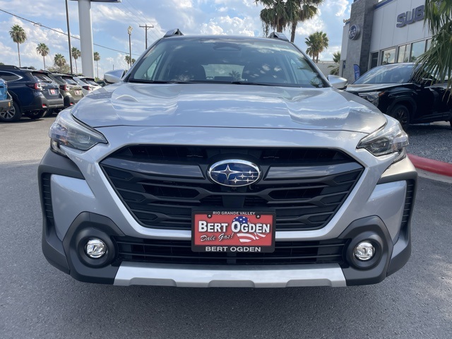 2025 Subaru Outback Touring XT photo 2