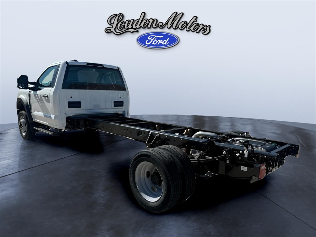 2024 Ford F-450 XL photo 3