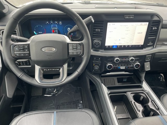 2025 Ford F-350 Platinum photo 3