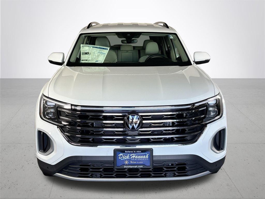 2025 Volkswagen Atlas SE Technology photo 3