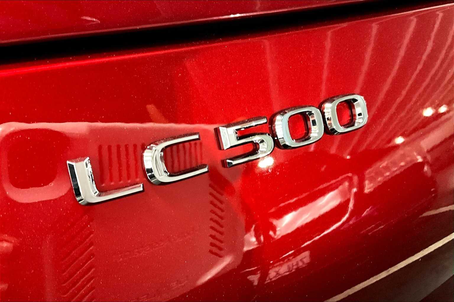 2022 Lexus LC 500 photo 9