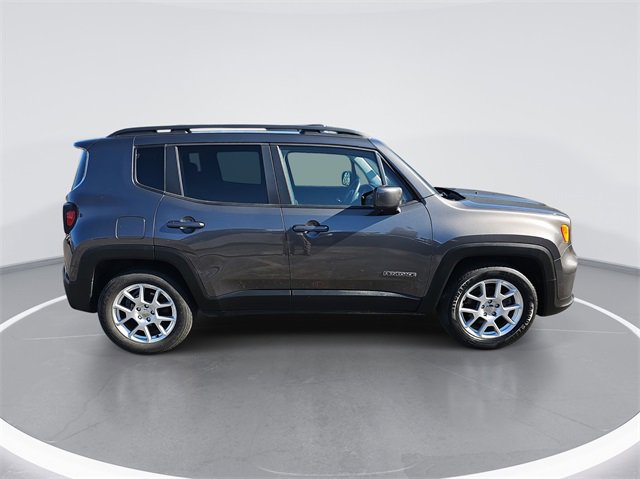 2019 Jeep Renegade Latitude photo 2