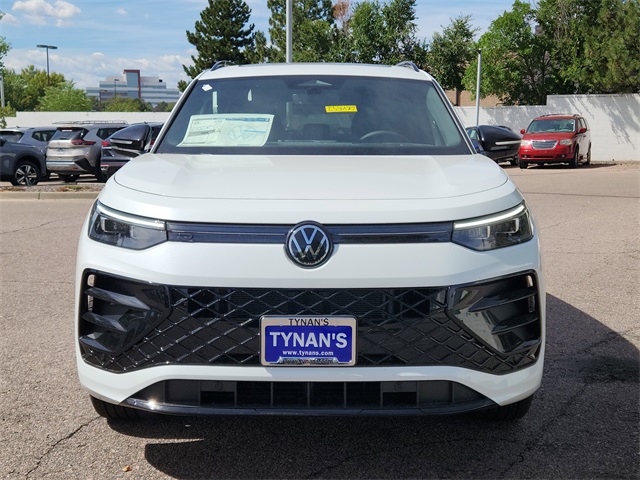 2025 Volkswagen Tiguan SE R-Line Black photo 4