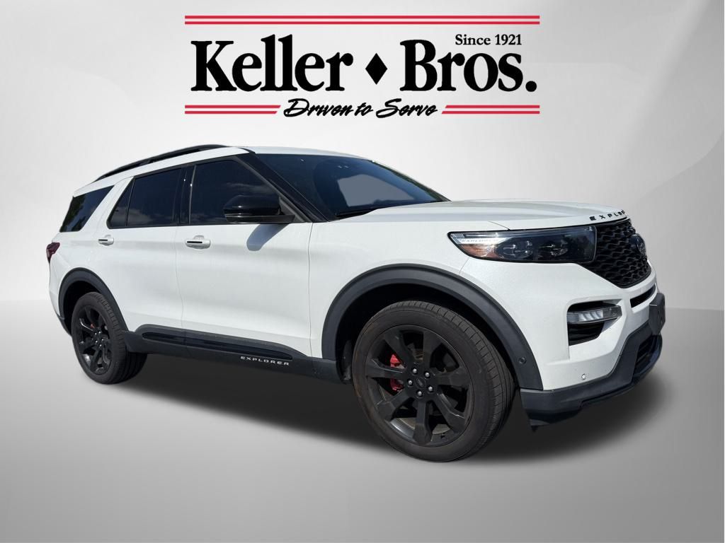 Used 2021 White Ford ST image 1