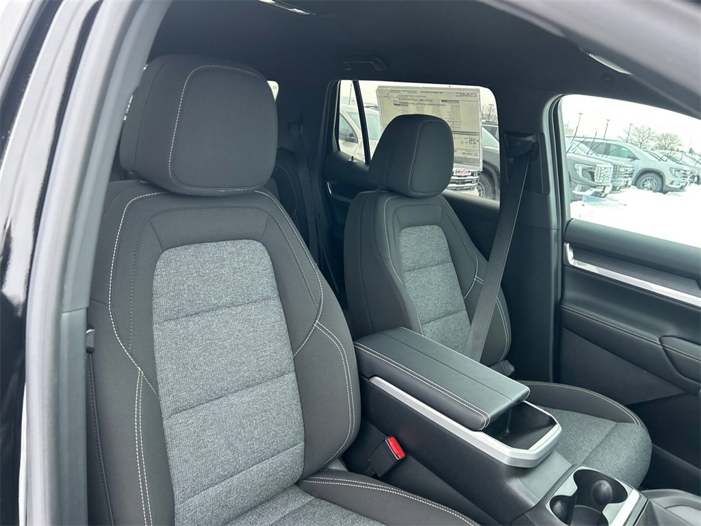 2026 GMC TERRAIN - Image 33