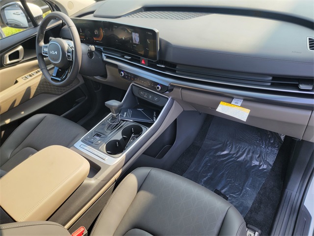 2026 Kia Carnival LXS photo 17