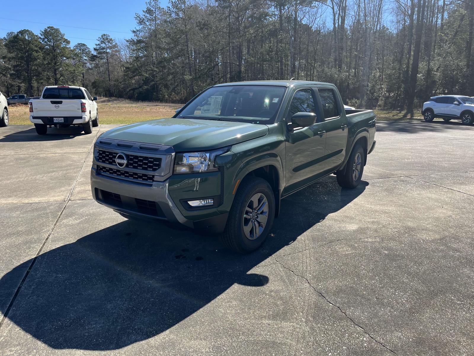 2025 Nissan Frontier SV's photo