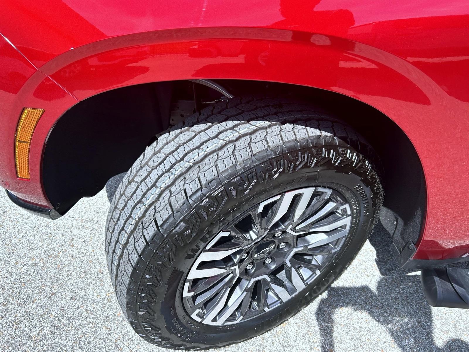 2025 Chevrolet Tahoe Z71 photo 25
