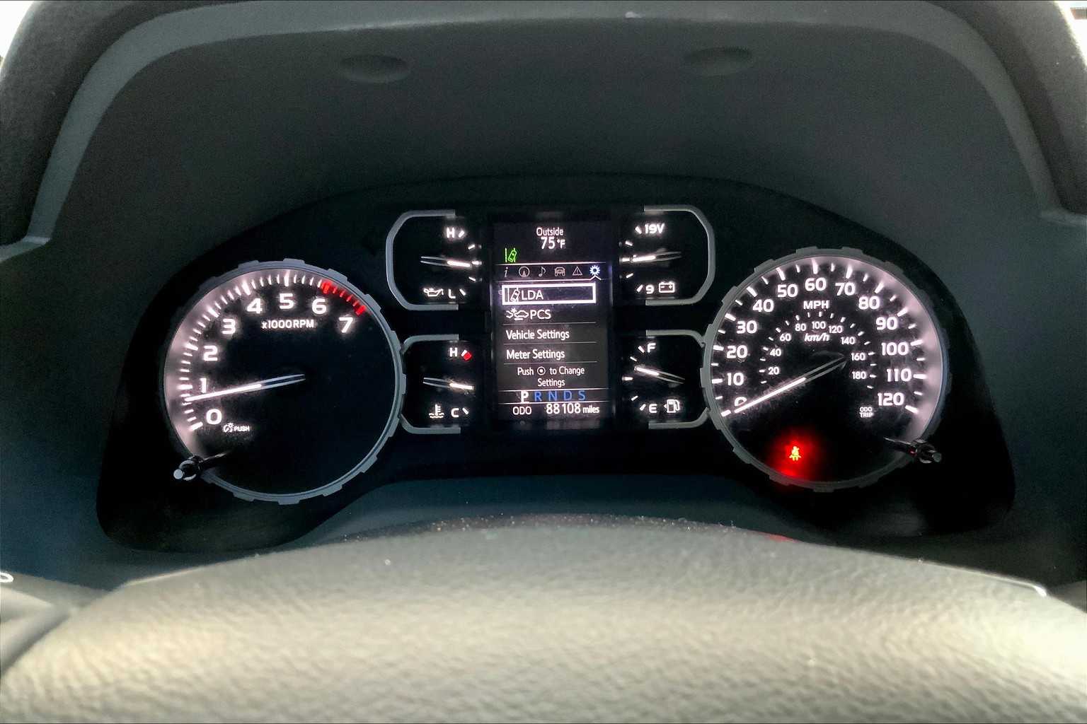 2018 Toyota Tundra Limited CrewMax photo 24