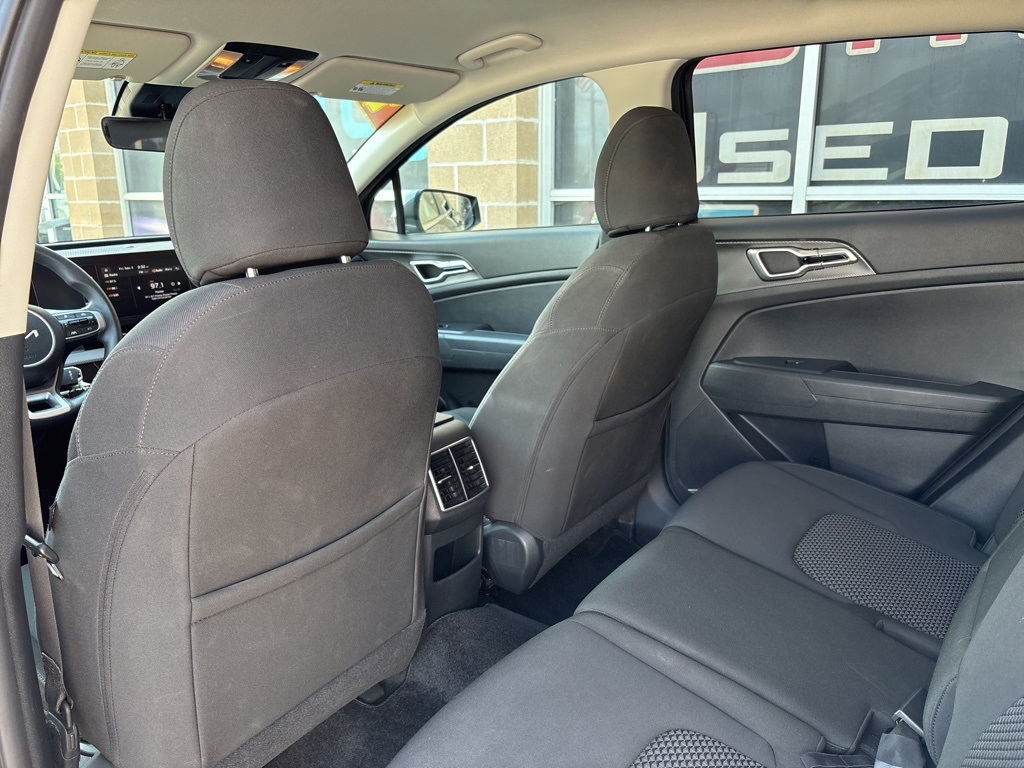 2024 Kia Sportage LX photo 11