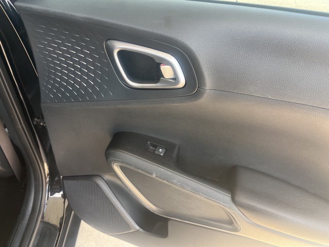 2021 Kia Soul S photo 23